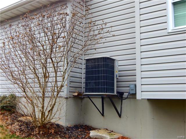 2709 Post Mdws, O'fallon, MO 63368 photo 7