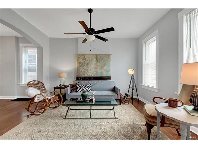4927 Gresham Ave, Saint Louis, MO 63109 photo 3