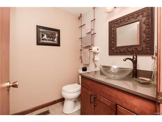 1451 Pepperdine Ct, Ballwin, MO 63021 photo 7