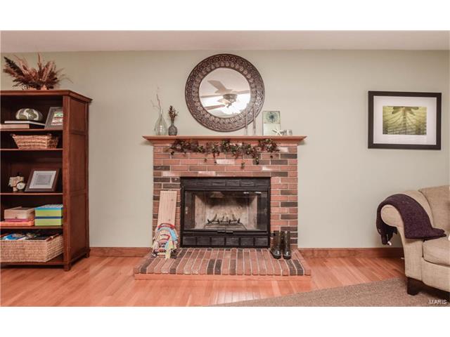 1451 Pepperdine Ct, Ballwin, MO 63021 photo 6