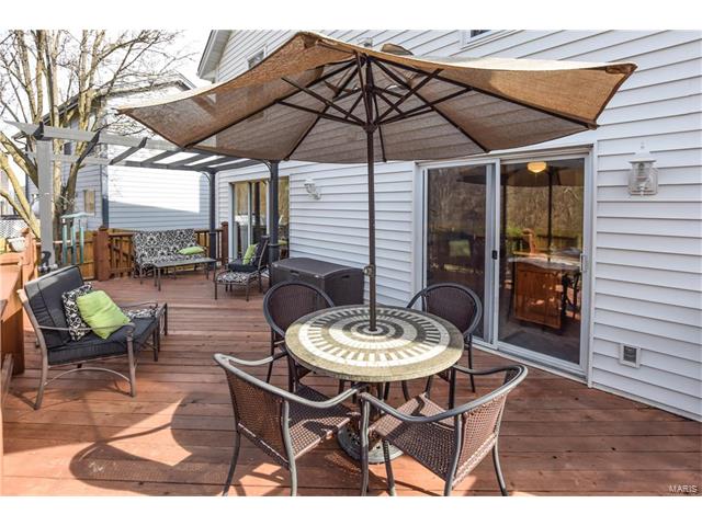 1451 Pepperdine Ct, Ballwin, MO 63021 photo 21