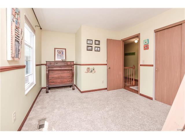 1451 Pepperdine Ct, Ballwin, MO 63021 photo 17