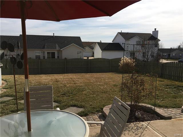 538 Topaz Dr, O'fallon, MO 63366 photo 34