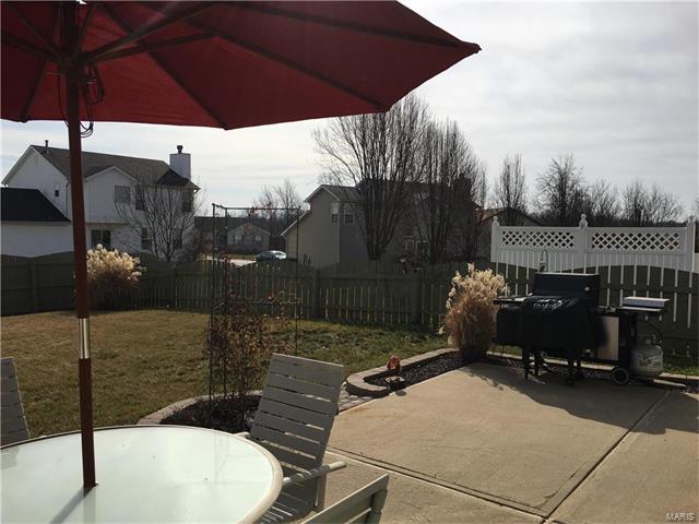538 Topaz Dr, O'fallon, MO 63366 photo 35