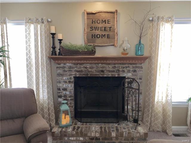 538 Topaz Dr, O'fallon, MO 63366 photo 9