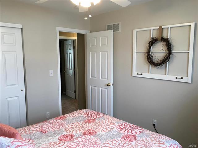 538 Topaz Dr, O'fallon, MO 63366 photo 23