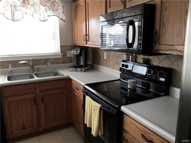 538 Topaz Dr, O'fallon, MO 63366 photo 13