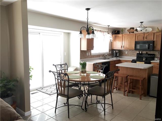 538 Topaz Dr, O'fallon, MO 63366 photo 10