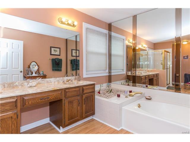 1443 Westbrooke Terrace Dr, Ballwin, MO 63021 photo 8