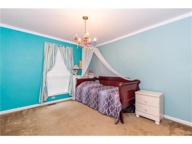1443 Westbrooke Terrace Dr, Ballwin, MO 63021 photo 12