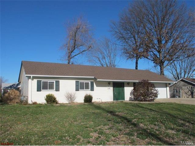 401 Saint Christopher Dr, O'fallon, MO 63366 photo 1