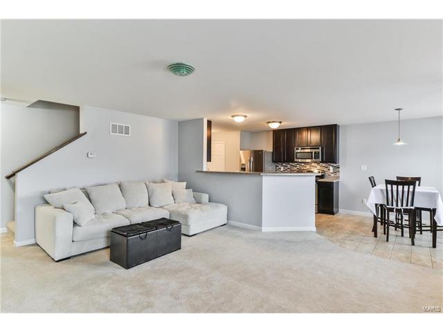 330 Wild Oak, O'fallon, MO 63368 photo 4