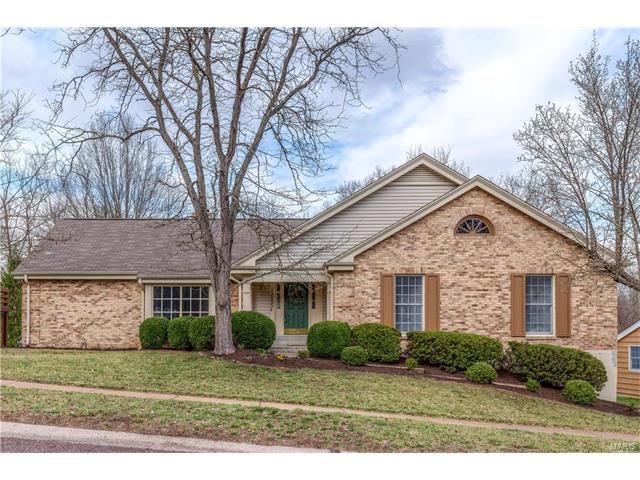 1585 Carman Valley Dr, Ballwin, MO 63021 photo 1