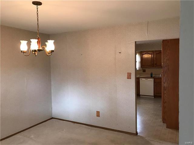 317 Croydon Ln, Ballwin, MO 63021 photo 8