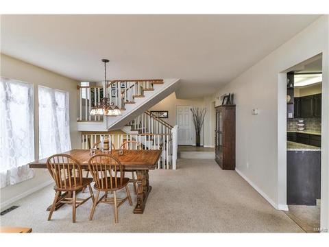 1826 Ridgeview Circle Dr, Ballwin, MO 63021 photo 10