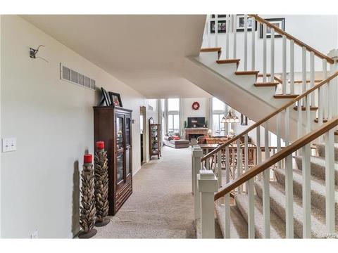 1826 Ridgeview Circle Dr, Ballwin, MO 63021 photo 7