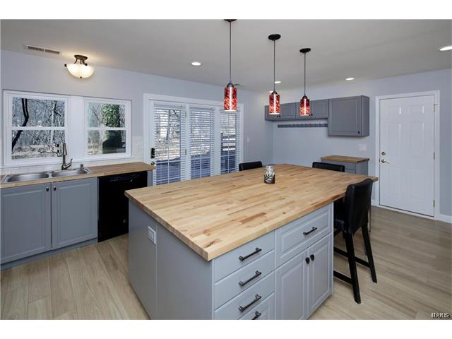 2619 Hampton Rd, Saint Charles, MO 63303 photo 7