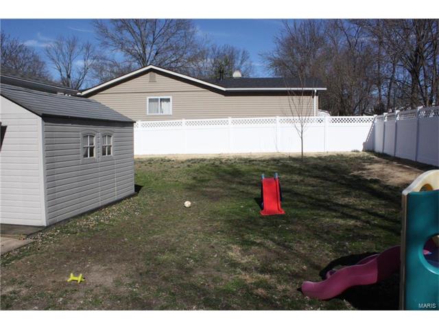 910 Parma Dr, Ballwin, MO 63021 photo 26