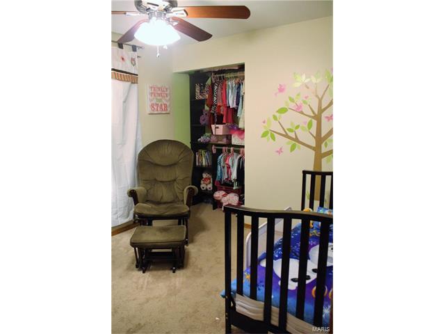 910 Parma Dr, Ballwin, MO 63021 photo 11