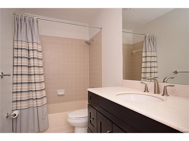 6 Kentbrooke Ct, Ballwin, MO 63021 photo 13