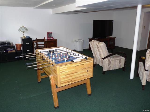 592 Golfwood Dr, Ballwin, MO 63021 photo 14