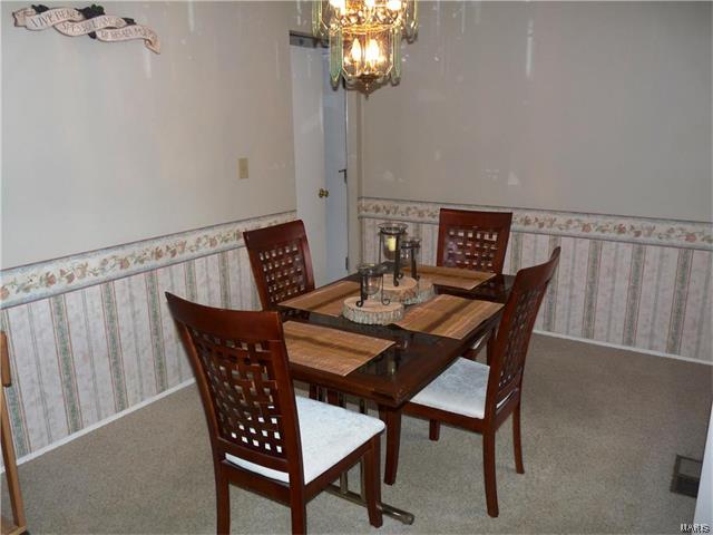 592 Golfwood Dr, Ballwin, MO 63021 photo 11