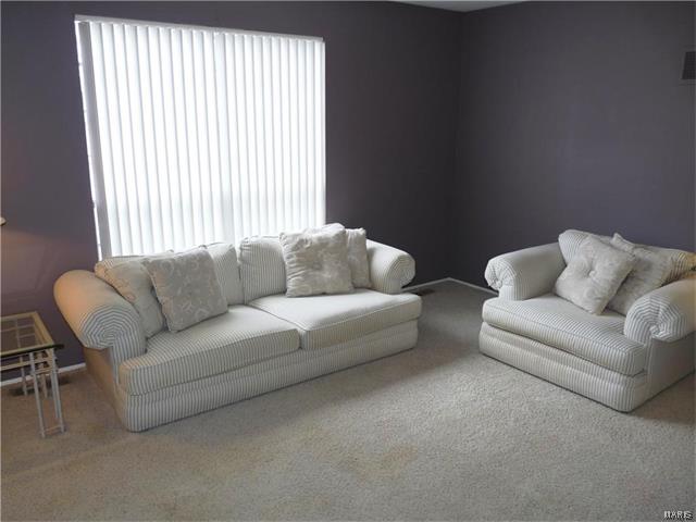 592 Golfwood Dr, Ballwin, MO 63021 photo 12