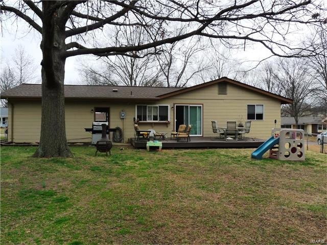 592 Golfwood Dr, Ballwin, MO 63021 photo 16