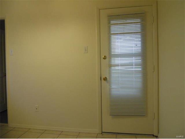 323 Brightsand Ct, Manchester, MO 63011 photo 7