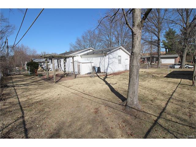 1211 Eagleshire Dr, Ballwin, MO 63021 photo 15