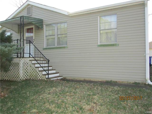 3488 Ludlow Ave, Bridgeton, MO 63044 photo 3