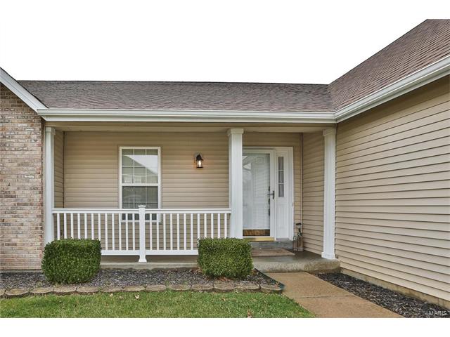 4977 Braid Hills Dr, St. Peters, MO 63304 photo 3