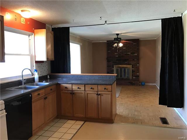 712 Wildview Ln, Ballwin, MO 63021 photo 8