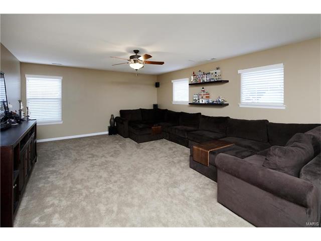 932 Summit Oaks Dr, Eureka, MO 63025 photo 11