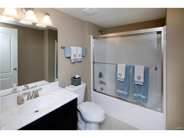 932 Summit Oaks Dr, Eureka, MO 63025 photo 23