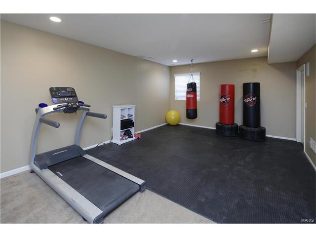 932 Summit Oaks Dr, Eureka, MO 63025 photo 22