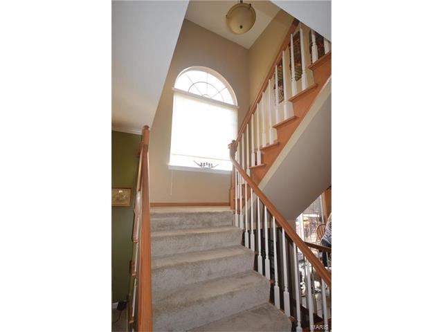 279 Jacob Ln, Ballwin, MO 63021 photo 12