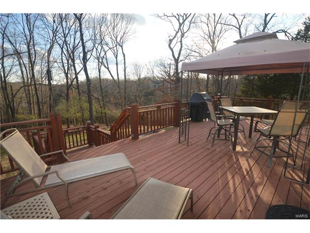 279 Jacob Ln, Ballwin, MO 63021 photo 8