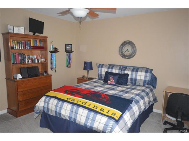 279 Jacob Ln, Ballwin, MO 63021 photo 37