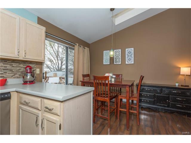 23 Jacqueline Cir, O'fallon, MO 63368 photo 9