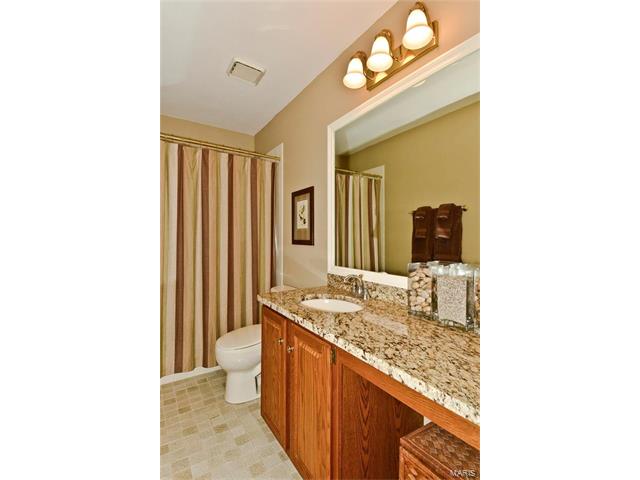 1914 Copper Ct, Ballwin, MO 63011 photo 30