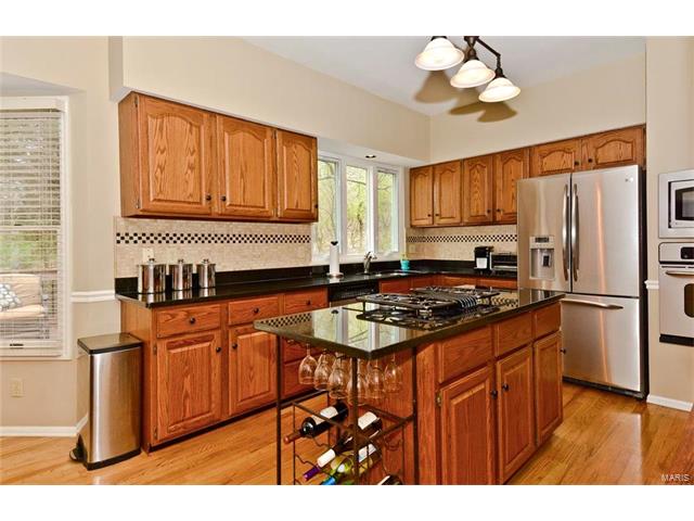 1914 Copper Ct, Ballwin, MO 63011 photo 13