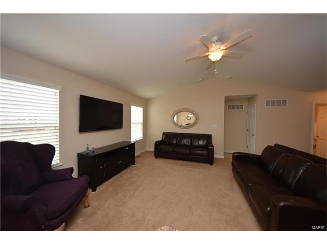 722 Phoenix Way, O'fallon, MO 63368 photo 4