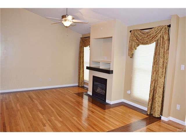 560 Boulder Riv, O'fallon, MO 63368 photo 14