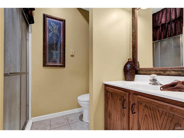 1315 Josh Dr, St Peters, MO 63366 photo 15