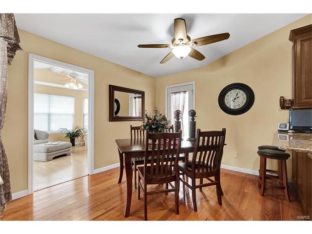 1315 Josh Dr, St Peters, MO 63366 photo 21