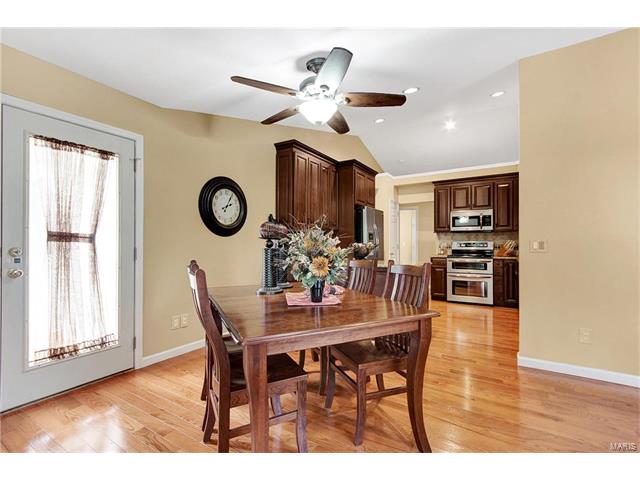 1315 Josh Dr, St Peters, MO 63366 photo 10