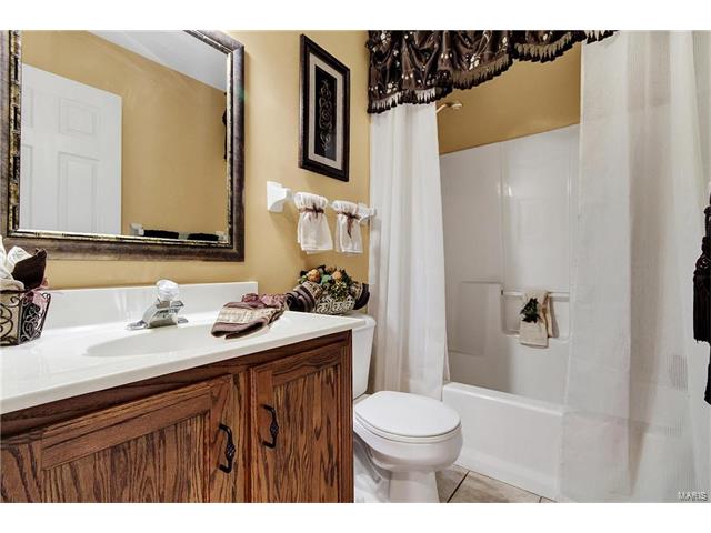 1315 Josh Dr, St Peters, MO 63366 photo 20
