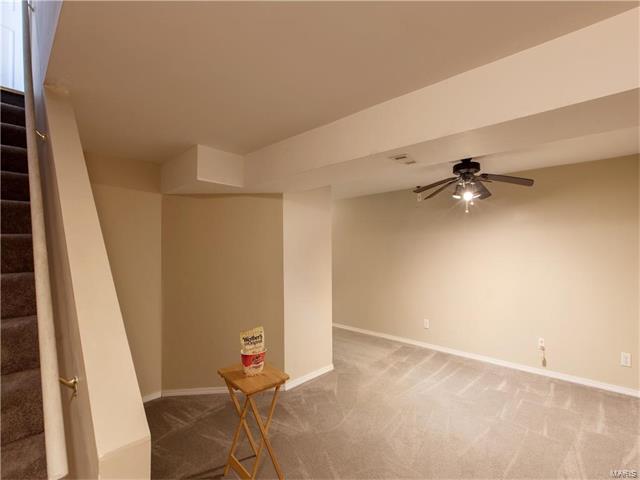 305 Heritage Commons Cir, O'fallon, MO 63368 photo 13
