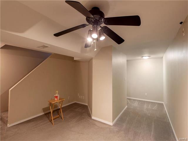 305 Heritage Commons Cir, O'fallon, MO 63368 photo 14